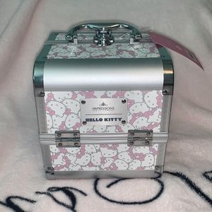 Hello Kitty Travel Case Impressions Vanity